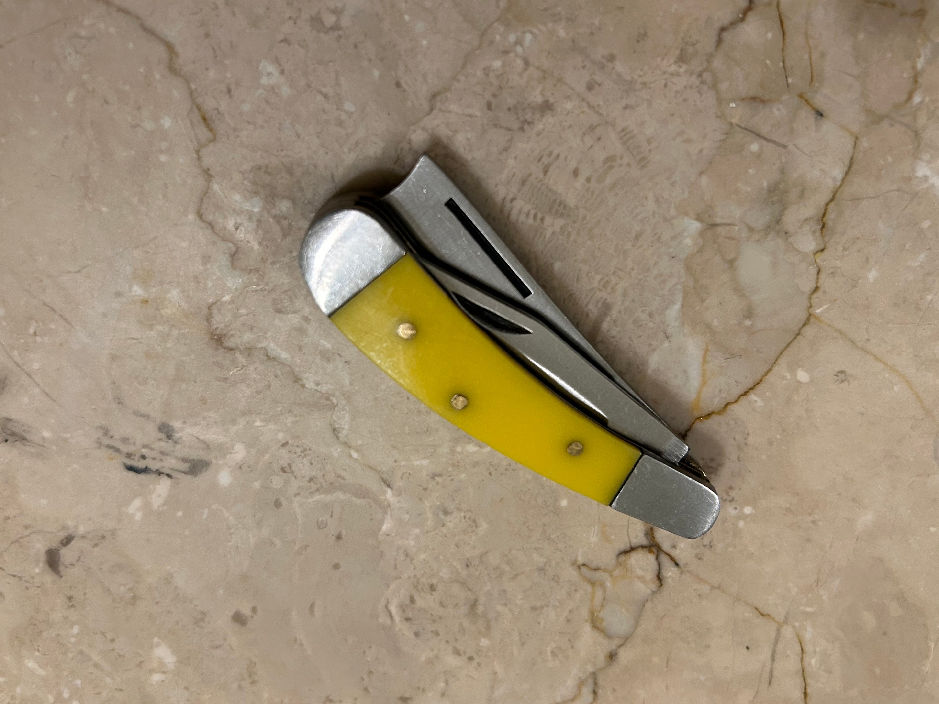 SS...TC RAZOR YELLOW BAKELIGHT HANDLE 2 BLADE STAINLESS STEEL MANUAL VINTAGE KNIFE USED