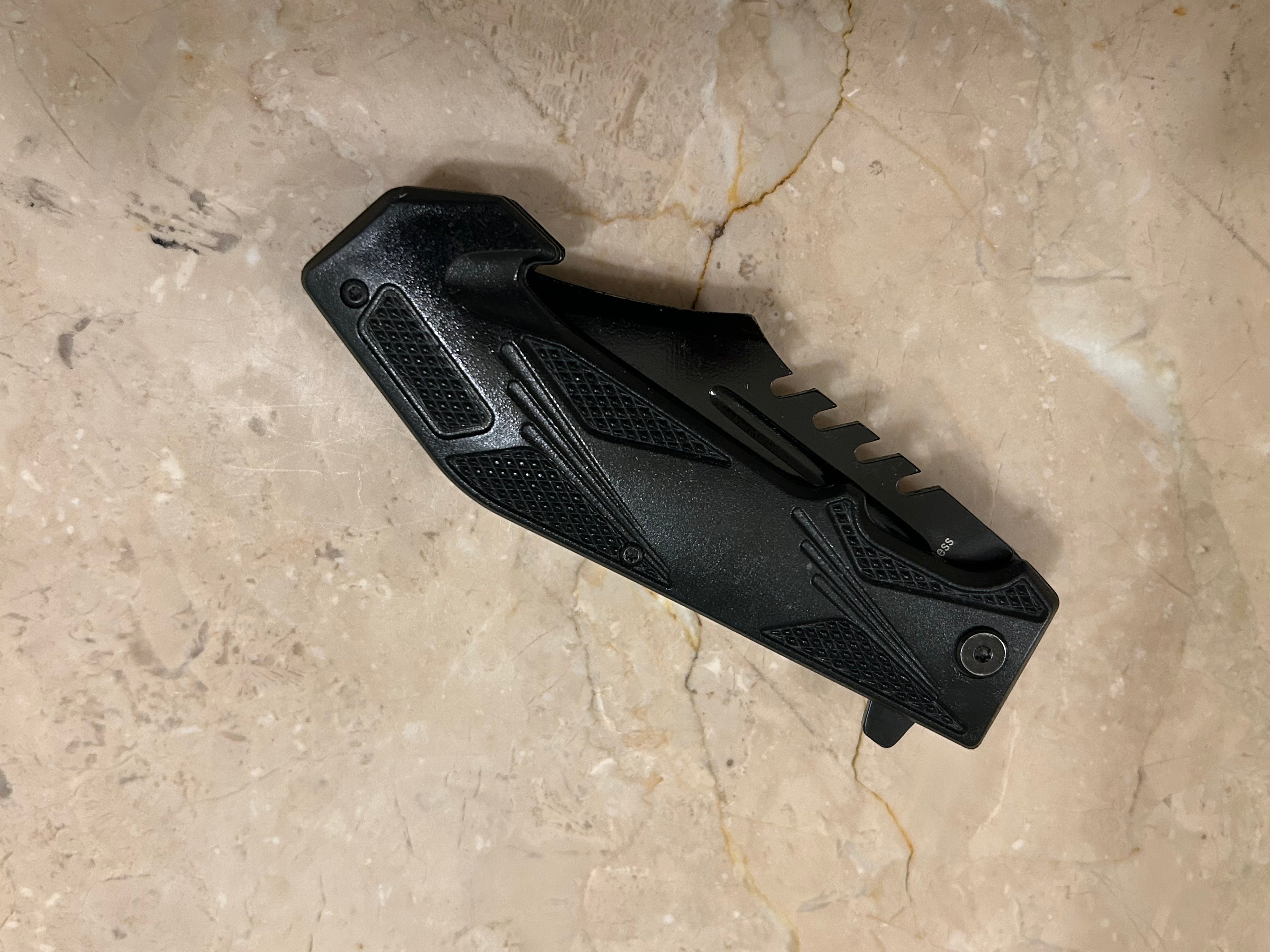 TC 1 BLADE STAINLESS STEEL CURVE BLADE TACTICAL BLACK  ASSIT VINTAGE KNIFE USED