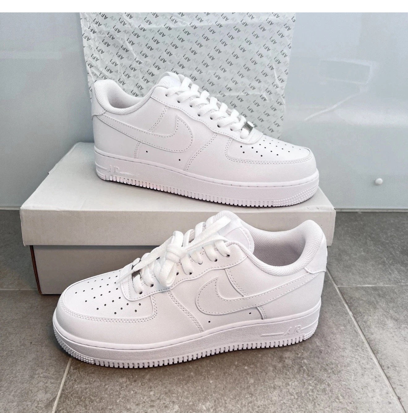 W...NIKE Air Force 1 Low '07 Triple WHITE Mens Black Sports Sneaker CW2288-111 Size 11 BRAND NEW