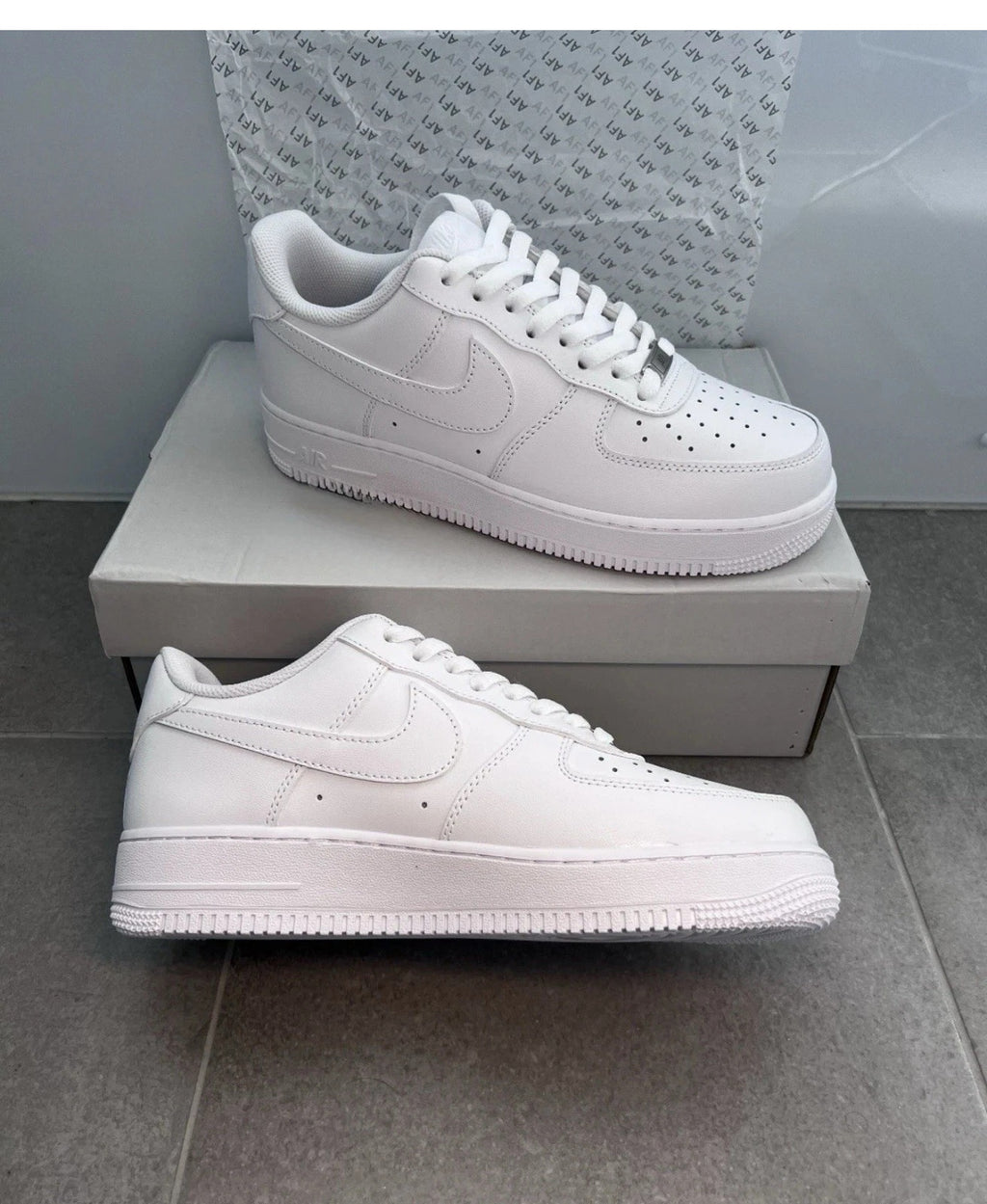 W...NIKE Air Force 1 Low '07 Triple WHITE Mens Black Sports Sneaker CW2288-111 Size 11 BRAND NEW