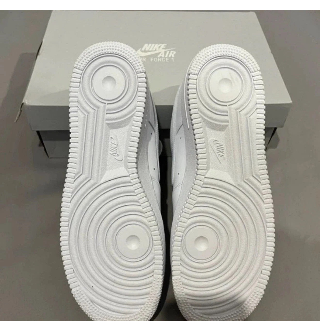 W...NIKE Air Force 1 Low '07 Triple WHITE Mens Black Sports Sneaker CW2288-111 Size 11 BRAND NEW