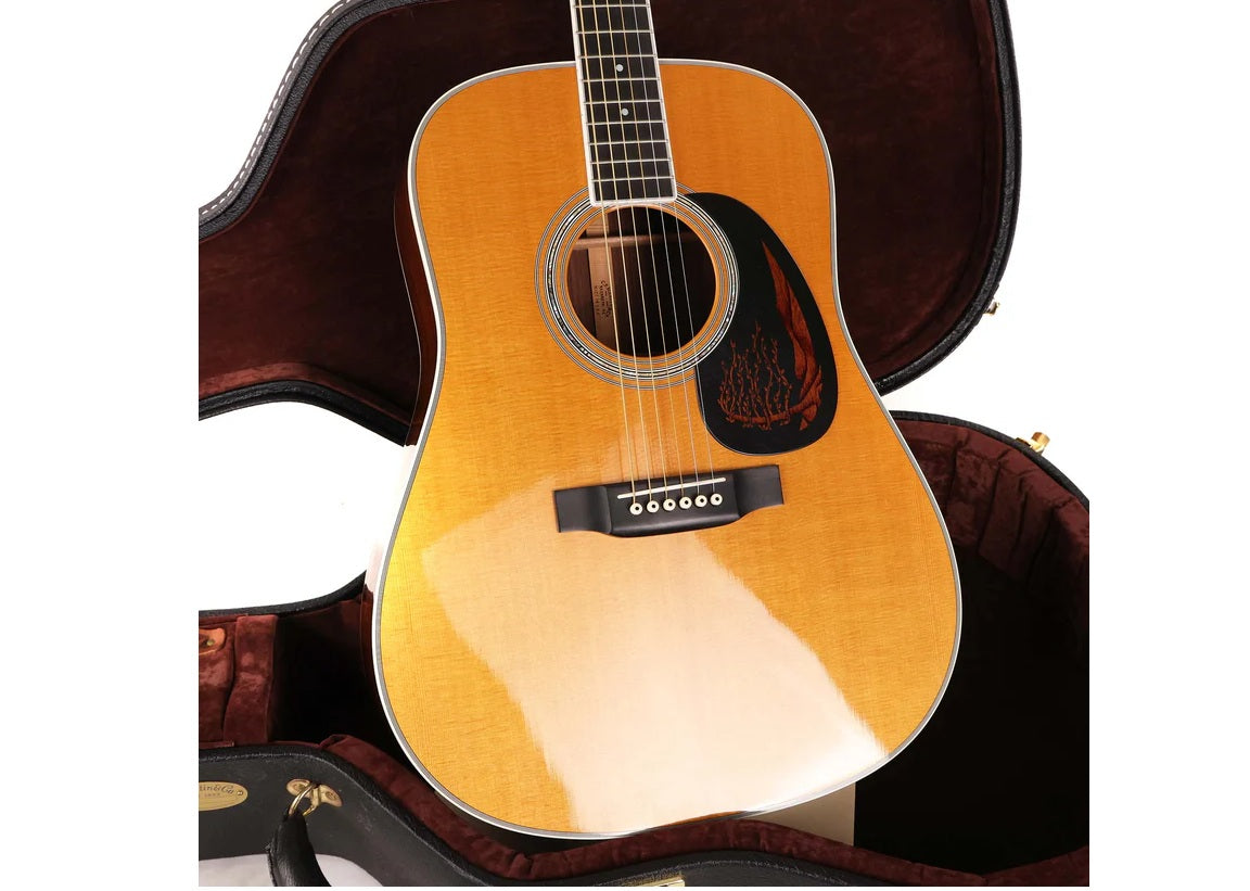 a...MARTIN USA Dreadnought Acoustic Guitar 2001 PRE-OWNED