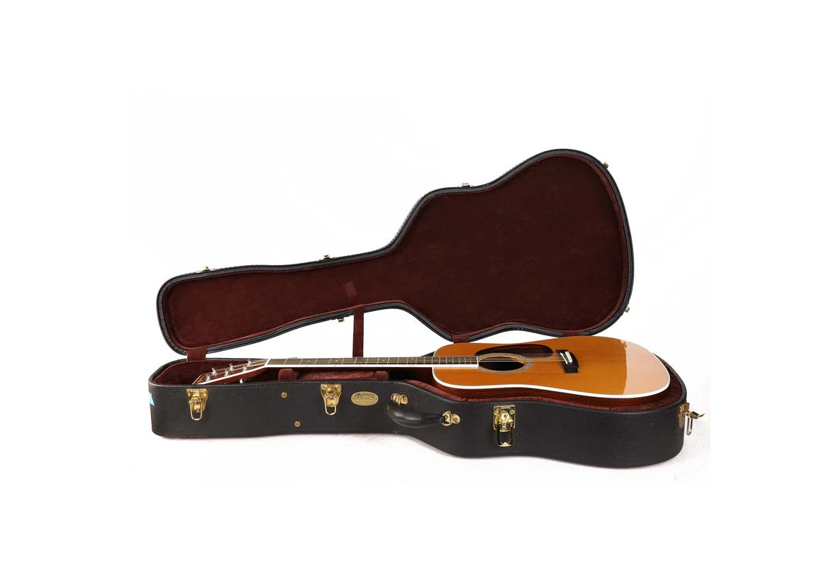 a...MARTIN USA Dreadnought Acoustic Guitar 2001 PRE-OWNED