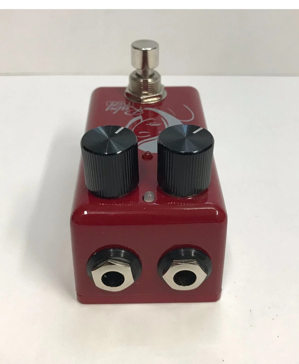 b...RED WITCH SEVEN SISTERS  RUBY FUZZ GUITAR PEDAL PRE-OWNED