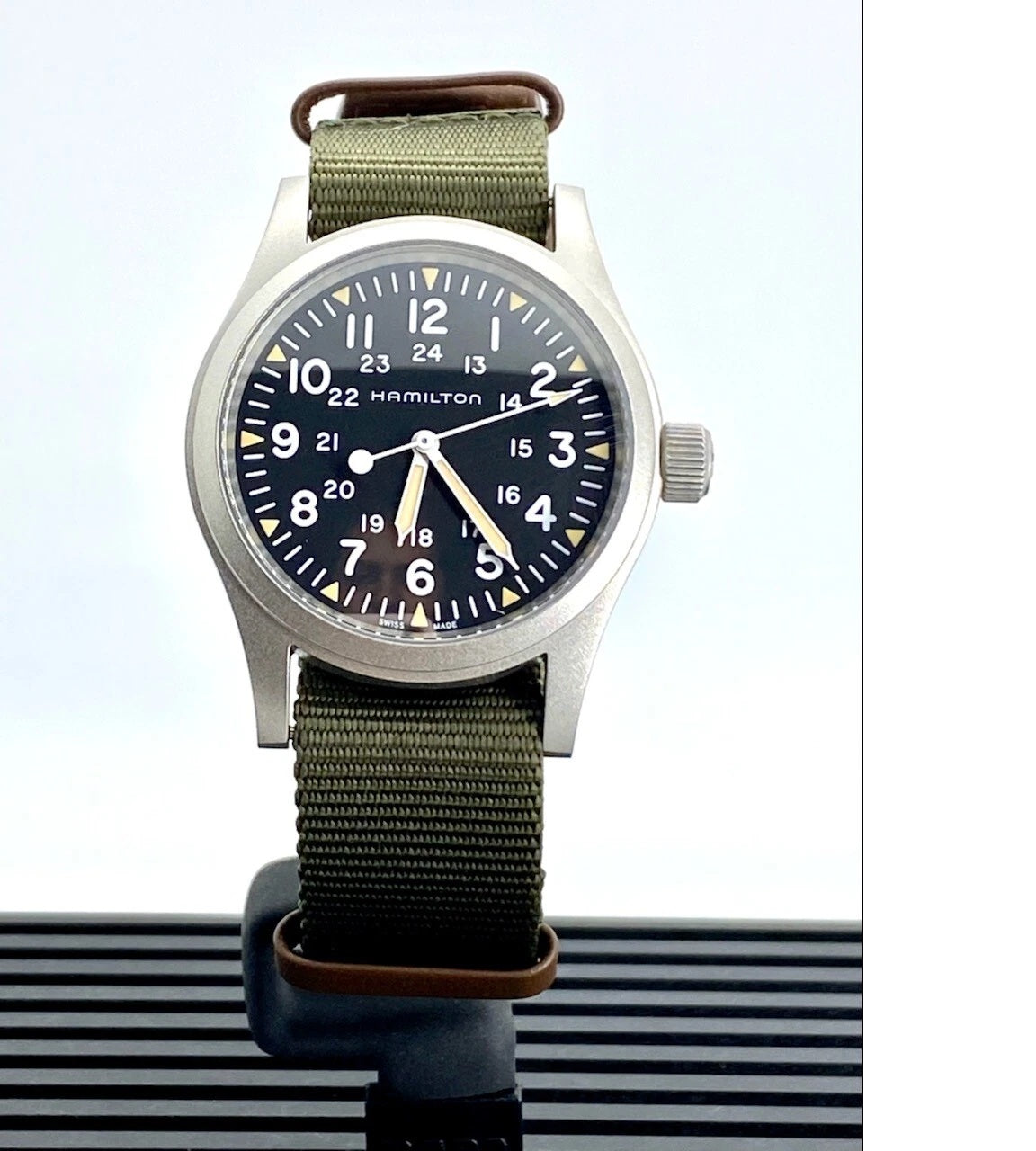 ZZ...HAMILTON SWISS Made Khaki Field Mechanical Black Dial Nylon Men's Watch H69439931 (Automatic) NEW